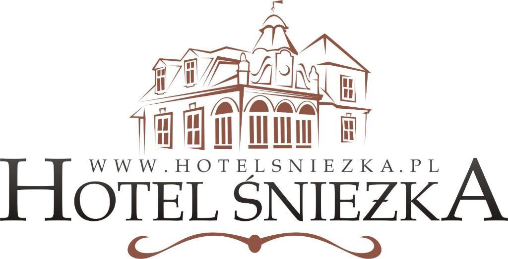 Sniezka Hotel Кросно Стая снимка